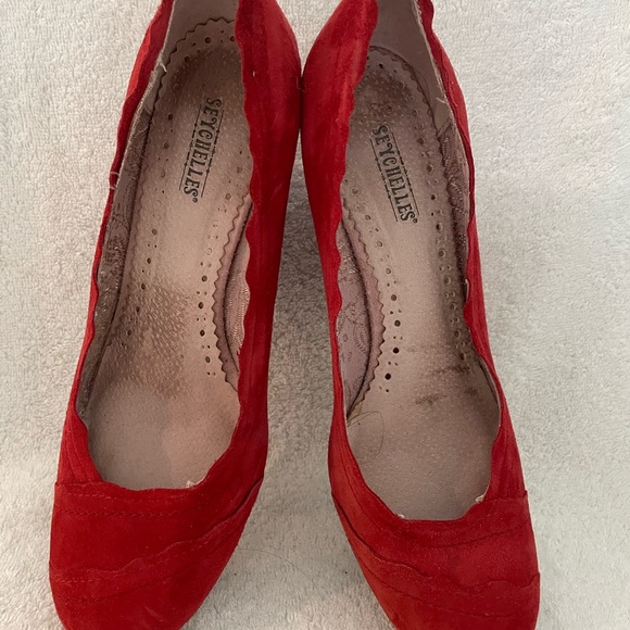 Seychelles red suede ladies pumps - Picture 2 of 2